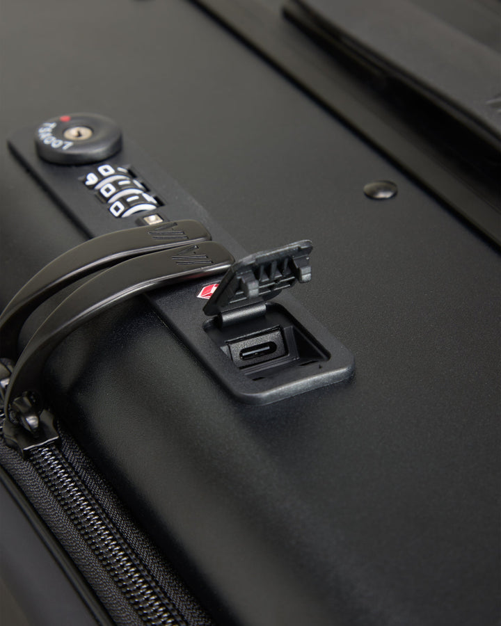 NEXT (Carry-On)